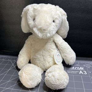 Manhattan Toy Company White Bunny Lovelies Riley Rabbit Medium Plush Animal NWT